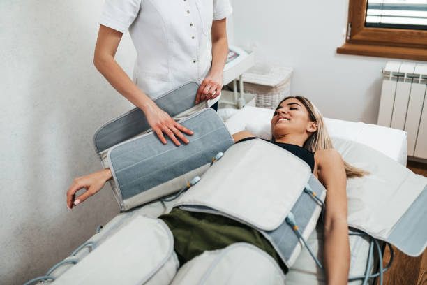 Pressotherapy lymphatic drainage treatment at Shape Zone, London SW8